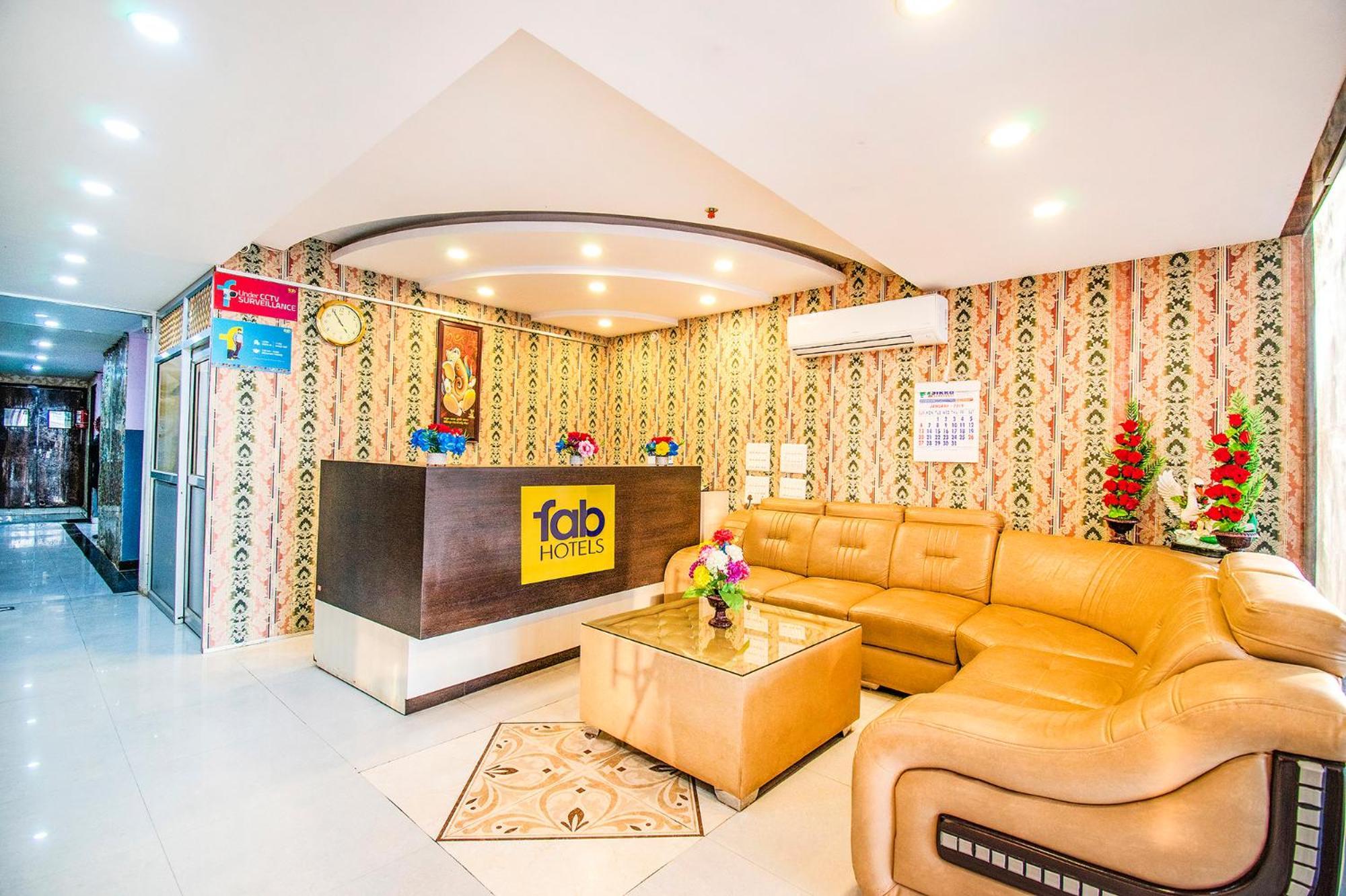Hotel Fabhotel Elysian Grand - 3kms From Chaudhary Charan Singh International Airport